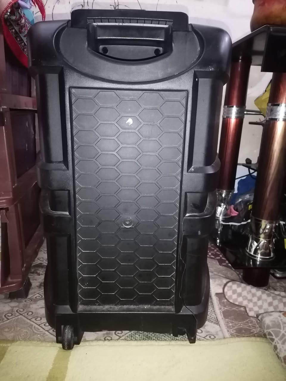 دي جي للبيع شغال كامل كلش نظيف بس بي نقص تاير وكسر من جوه صوت كلش عالي مكان المايك شغال بلوتوث شغال شحن تايبسي بطاريه كلش زين بي نشره كلش حلو السعر ٦٥ الف رقمي ***********
