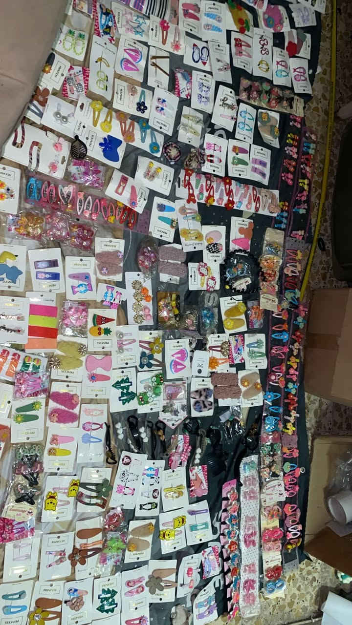 بل ٣٠٠ كارت قرصات يخبلن حت توزيعات لسيده رقيه يصيرن واذ تقصصون ال  كارت البي ١٢ هم اكثر يطلعون ع اول ٨٥ الف بتفيدها تجيني خاص


**إذا كنت صاحب هذا الإعلان وتريد حذفه لأي سبب، رجاءا أرسل رسالة إلى الدعم الفني**