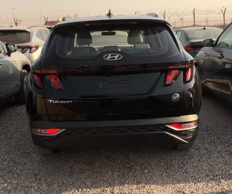� زبائننا الكرام… مركز المهندس لأستيراد السيارت
📍من داخل منفذ سفوان #البصره الاستلام مباشر 🔥

🚘 Hyundai Tucson 2024💥

💰 السعر: 136 $ بدون كمرك
🔧 الحالة: #خليجي جاهزه داخل المنفذ

💥 خليجي محرك دوش - رش قطعه وحده فقط

✅ بإمكان التخريج بكتاب شهداء (إعفاء من الكمرك لمن لديه كتاب شهداء).

📍 كربلاء - سيف سعد البلديات

📞 للاستفسار:
👤 د. شهيد: ***********

 👇🏼رابط كروب الواتساب 
https://chat.whatsapp.com/G1vHBgZwn280PCMz6HkyiX?mode=gi_t
