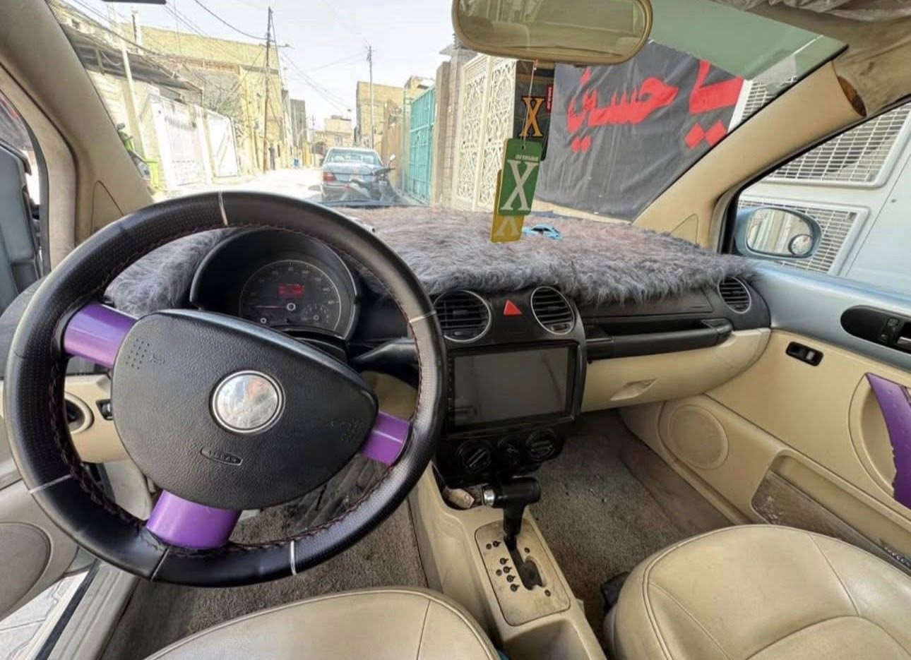 بيتل ٢٠١٠ فول فتحه
محرك ٥ سلندر 
مكفولة 
شاشه 
تدفئه مقاعد 
السعر ٧٠ وبيها مجال 
مكان كربلاء
رقم بغداد


**إذا كنت صاحب هذا الإعلان وتريد حذفه لأي سبب، رجاءا أرسل رسالة إلى الدعم الفني**