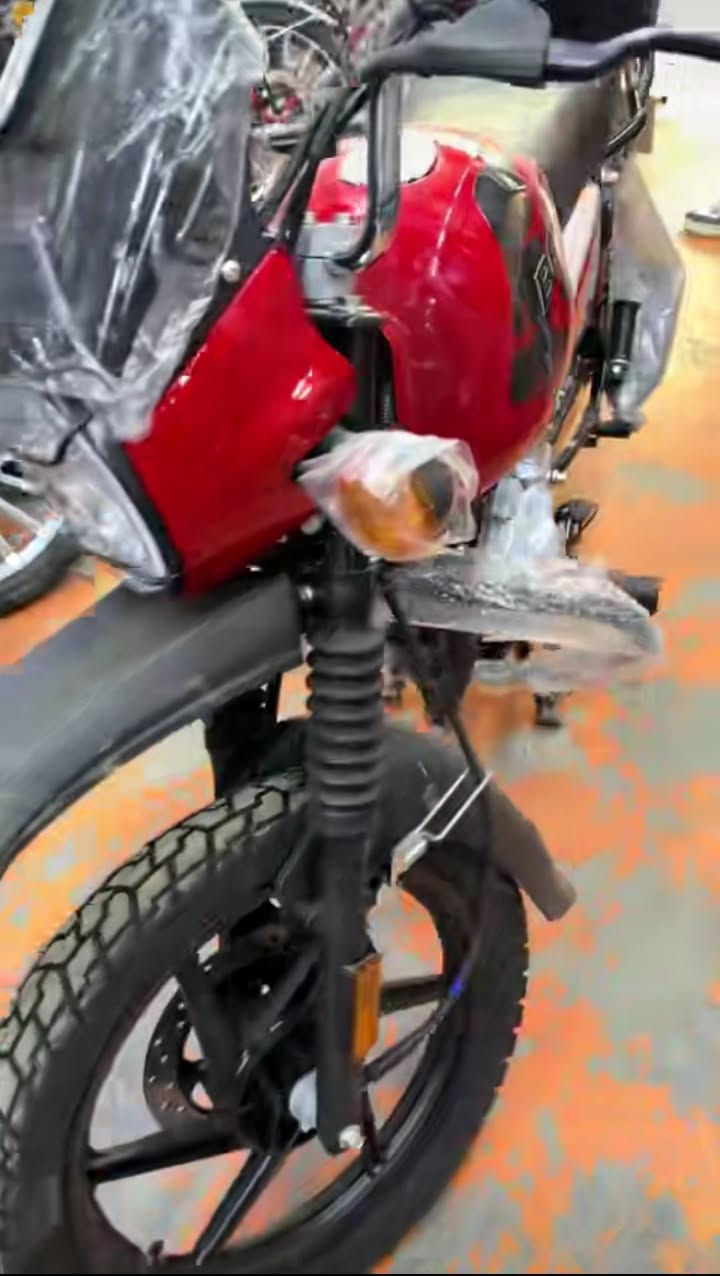 بوكسر زيرو 25. تحويل ثاني يوم رقم انكليزي وسنوية باسمك 
توصلك من اربيل  لباب بيتك وترقيم علينة 
سعر ارخص من كل المعارض شرط 
*********** وتساب
