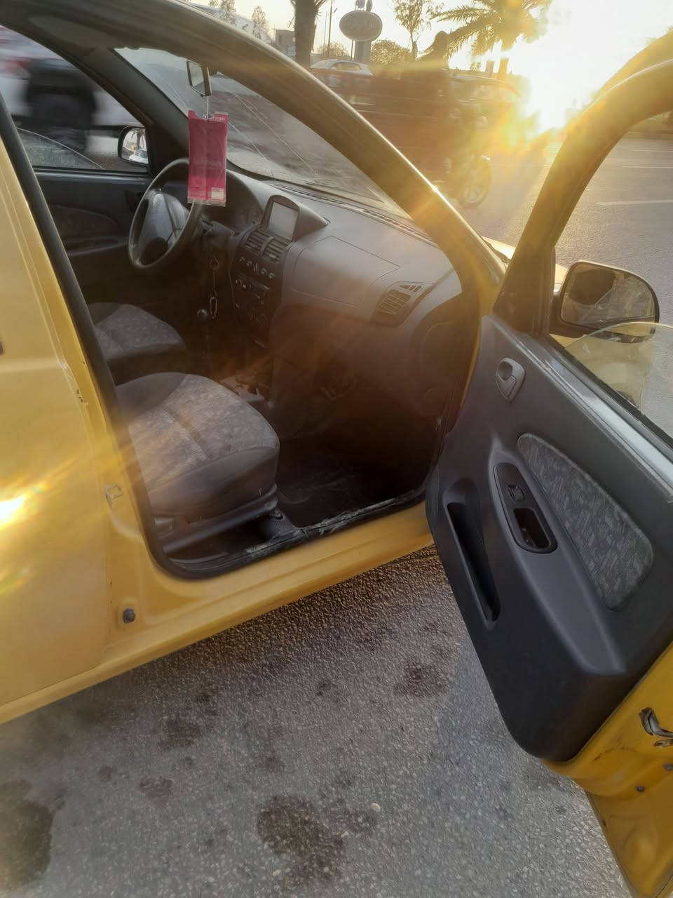 للبيع طيبه موديل ٢٠١٧ رقم كربلاء الاماني مداور ثاني يوم كفاله السياره عدا الخياس موضح بالصوره بدايه الدوسه الخلفيه فقط لا صبغ ولا ضربه ولا تبديل وكير ومكينه خير من الله بس التبريد كمبريسر لطش شرط اذا غيره اني اتحمل مسؤليه والحداديه ٧٠% 

عليها هيئه وغرامات ينزلن من سعرها 

السعر ٤٤ وبيها مجال مكاني كربلاء البوبيات ***********
