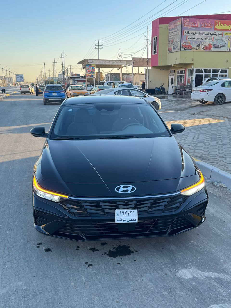 السلام عليكم للبيع هونداي النترا موديل 2024 السعر 134 رقم قادسية شهداء تاخذ لوحات وسنويه وكاله سنتين واصير حره السياره بصمه دواخل رصاصي لد أمامي ويل كب شاشه متصل رادار أمامي وخلفي وجانبي  محرك2000دوش ماشية38دخول جديد حادث جاملغات وبنيد وباب سايق صور الحادث بالمنشور غير حادث أمريكا مكفوله بدون داخل سياره مكان السياره الديوانية ***********
