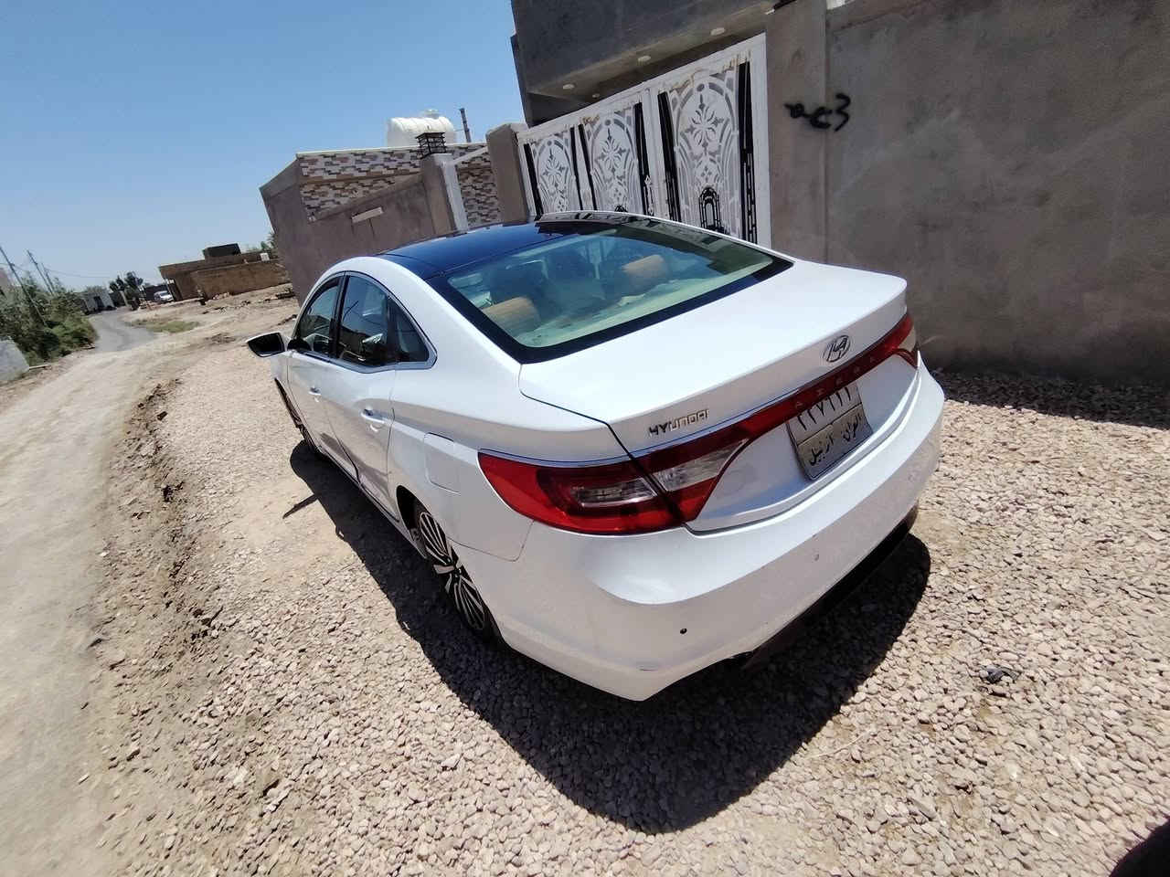 للبيع ازيرا موديل 12 خليجي مكينه 2400 دوش جديده فول  موصفات *********** السعر 95 وبيه مجال
