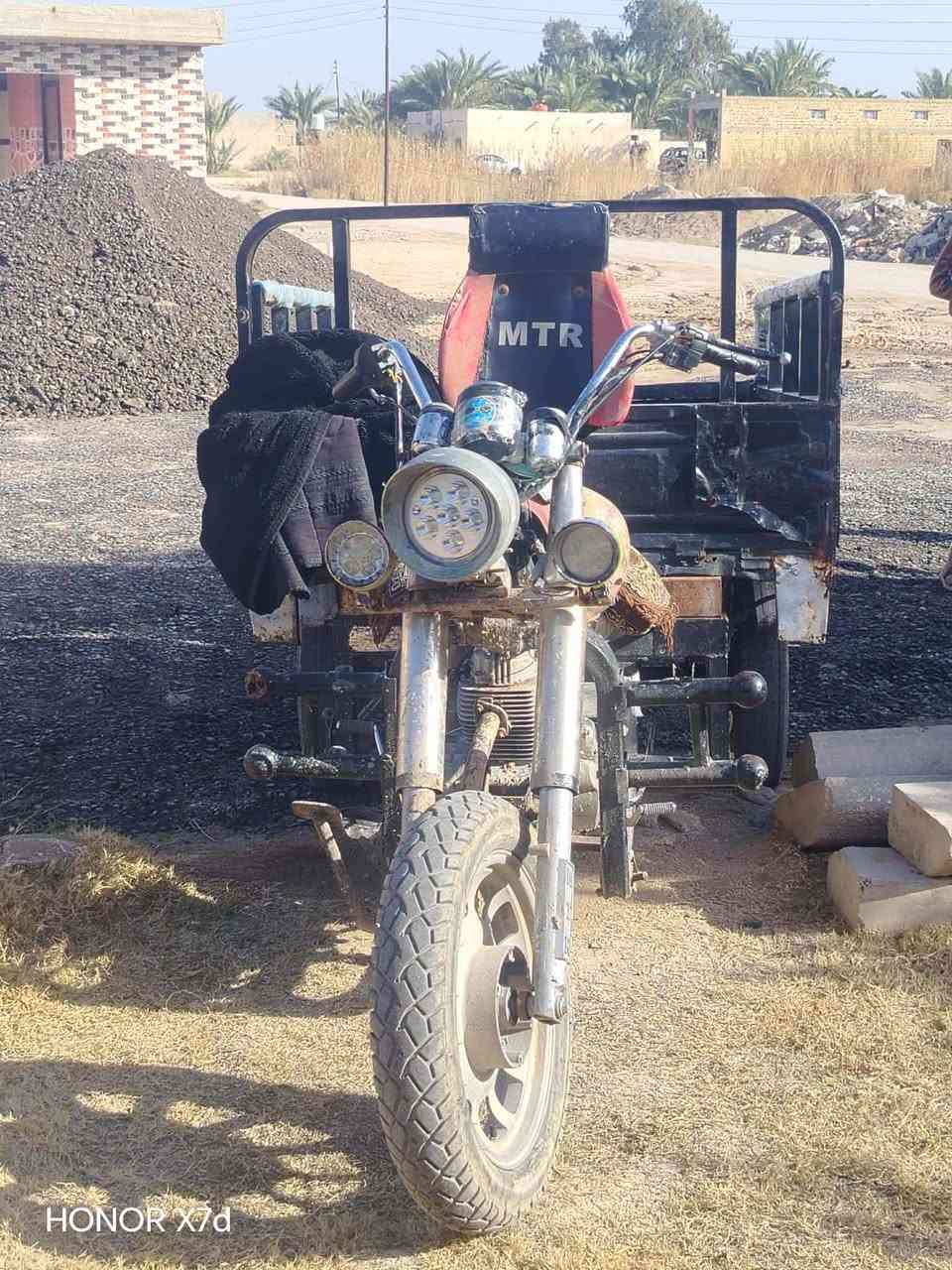 سلام عليكم مرخصت ابو الكروب ستوته للبيع أوراق ضايعه بليته موجوده مديل ١٢ مكينته ١٨ بيه صوت تفيلس فقط شاصيه مخيس من يم الدوس والباقي نضيف كهربائيات جديده كله السعر ٦٠٠ وبيه مجال حك الجيه مو شراي لاتكسر بيه اعبره


**إذا كنت صاحب هذا الإعلان وتريد حذفه لأي سبب، رجاءا أرسل رسالة إلى الدعم الفني**