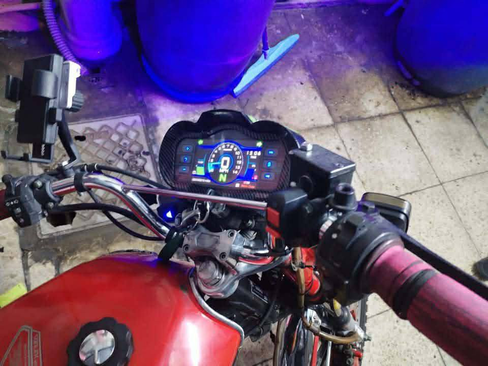 سلام عليكم دراجه للبيع موديل 24 مكاني بغداد البياع 
*********** واتساب
