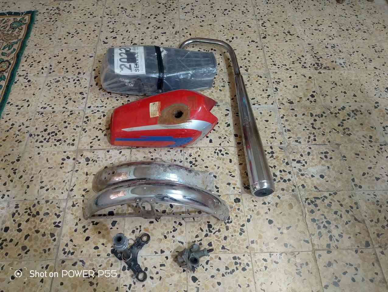 سلام عليكم غراض نامه للبيع
لكزوز كاتم ب15نضيف 
لكشن ب15نضيف 
لماشه ب13لصليه 
لچوملغات ب8
لكابريتر ب7
ول تانكي ب8


**إذا كنت صاحب هذا الإعلان وتريد حذفه لأي سبب، رجاءا أرسل رسالة إلى الدعم الفني**
