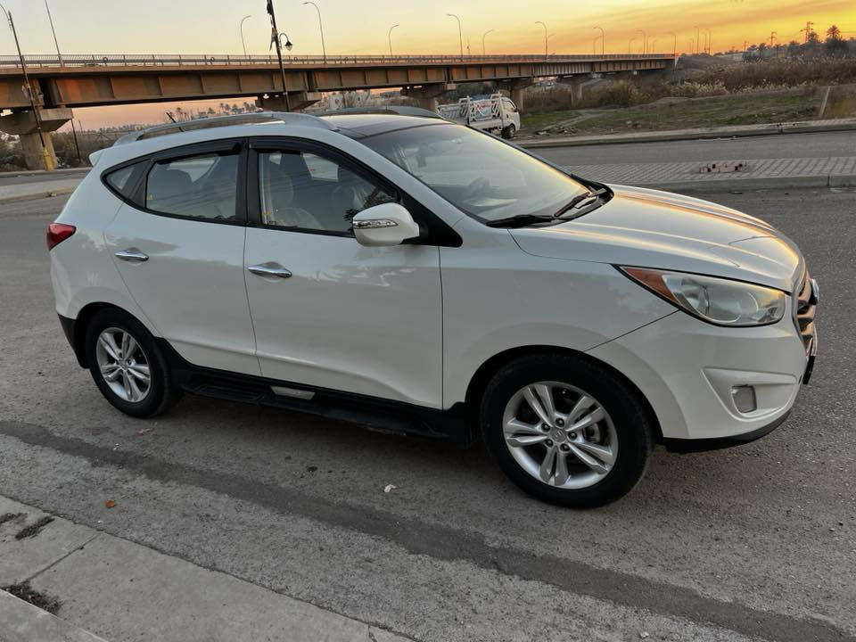 سلام عليكم توسان 2011 خليجي بصمة تشغيل عن بعد سعر 135 العنوان صلاح الدين الضلوعيه ***********
