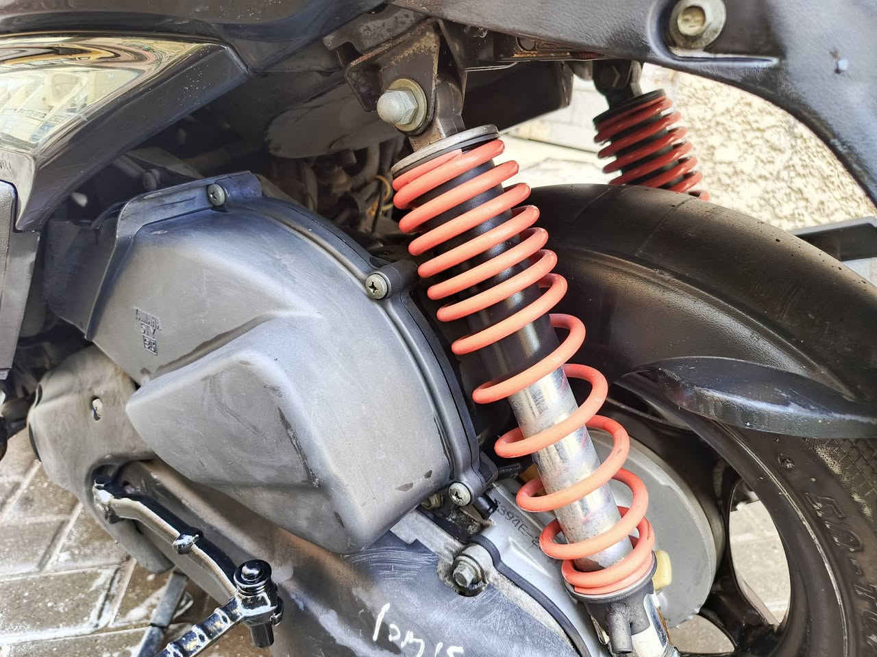 السلام عليكم.. دراجه سكنك رمبه
بشرط برغي مامفتوح بيه دارجه على وضع لبلاد صارله شهر  
جيب فيتر وياك وتعال افحص  السعر ميلون و 500 وبيه مجال 
مكاني بغداد


**إذا كنت صاحب هذا الإعلان وتريد حذفه لأي سبب، رجاءا أرسل رسالة إلى الدعم الفني**