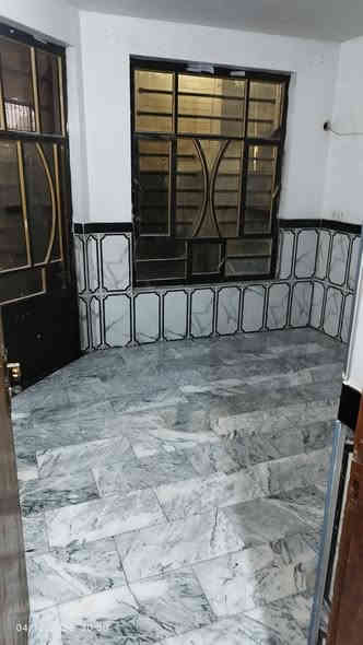 للايجار بيت ارضي مستقل صغير ينفع عائله صغيره
عنوان العامريه شارع المضيف فرع اللؤلؤة للتواصل واتساب ***********
