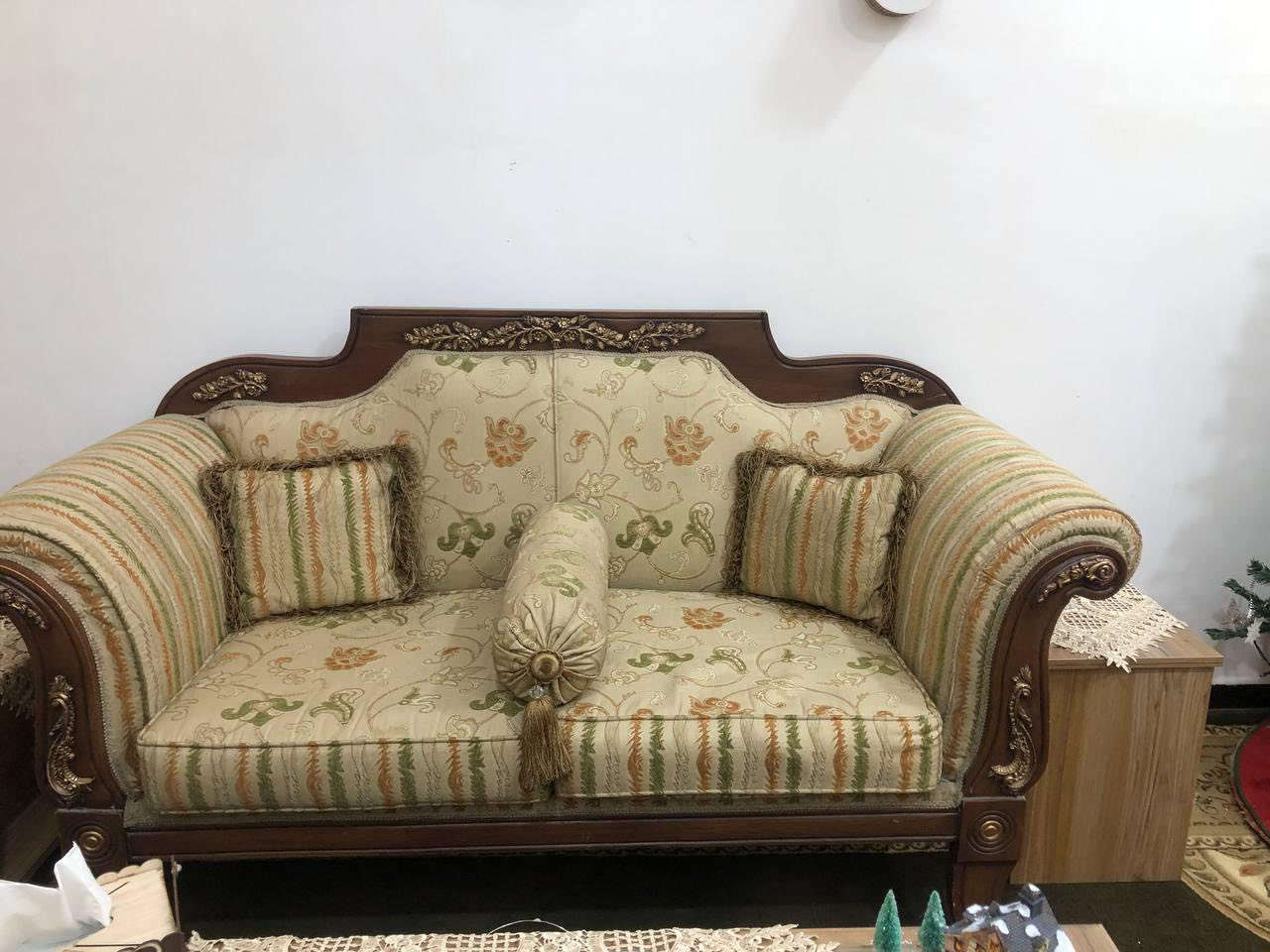 السلام عليكم قنفات مستعمله نظيف ومابي اي كسر 9 مقاعد مثل ما موضح بالصور ب450 وبي مجال اي سؤال تفضلو خاص


**إذا كنت صاحب هذا الإعلان وتريد حذفه لأي سبب، رجاءا أرسل رسالة إلى الدعم الفني**