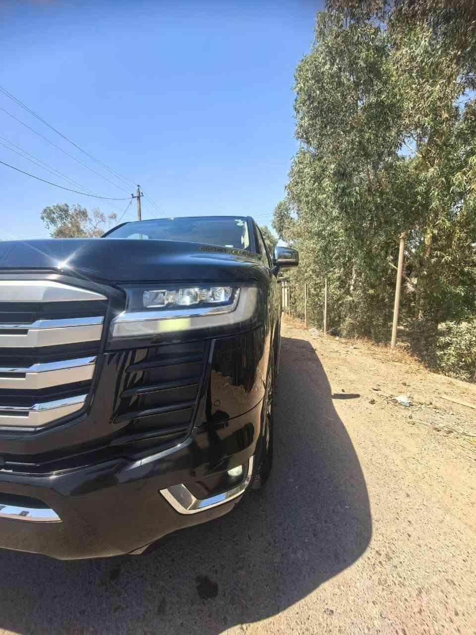 لاندكروز موديل 2022  وكالة ساز VX
فول مواصفات   رقم أربيل بأسمي شرط التحويل مكفولة من الصبغ والحادث والتبديل  موضح بالسونر..... 
السيارة مغلفة PPF معروفة مواصفاتها فول مواصفات للأخير... للاستفسار ***********
