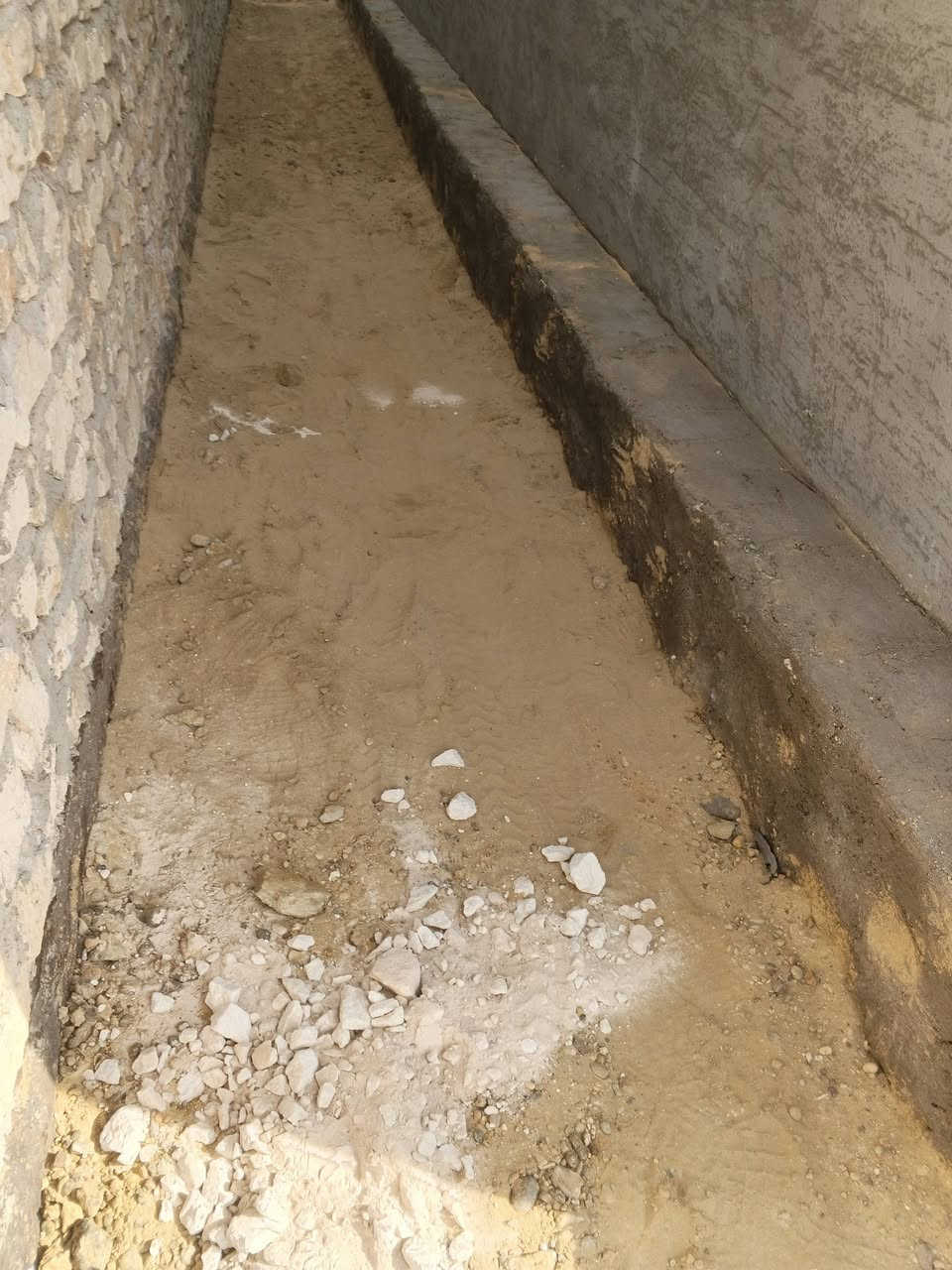 السلام عليكم ورحمه الله وبركاته يوجد كادر حفر ورصف البيت ويوجد كادر تفليش البيت يوجد كادر لبخ تكعيب يوجد كادر نقل حجار يوجد كادر نقل جص يوجد كادر تفليش سيراميك واتساب يوجد كادر رفع الانقاذ يوجد كادر تعديل الحدائق يوجد كادر صبغ الشبابيك بكل دقه واحترافيه مباشره من المقاول عبد الملك يوجد كادر حفر نزالات البيت بكل ترتيب ودقه مراسله الصفحه عروضنا مناسبه لجميع الشغل يوجد كادر عمال يعني اللي يحتاج عمال نطلع عمال ويا بنا ويبناء تفليش البيت كامل بسعر مناسب نقل الحجار حفر اساس حفر اساس بيت كامل نتشرف بحضوركم عروضنا تناسبكم واسعارنا وتعجبكم الاتصال على الرقم او مراسله صفحه المقاول عبد الملك خاص ***********
