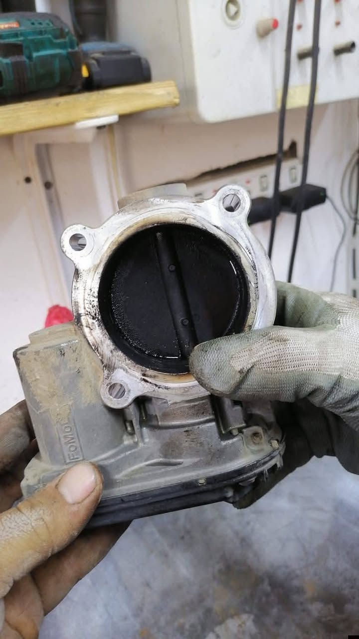 أتريد اتخلص من الخربطه وصرفيت البانزين 
جيب سيارتك والباقي يمنه وسويلها ادامه كامله .
ورشه سيف الزبيدي
 فحص النوزلات الGDi والعادي
فحص البلكات والمجاول ادامه السياره فحص (Check Engine)
فحص الفيت.بم وتبديل الفلاتر انواع السيارات 
 العنوان. سايدين البراوي قرب تقاطع عدن مجاور محمد طكه لحداد
 رقم الهاتف: *********** 
***********
