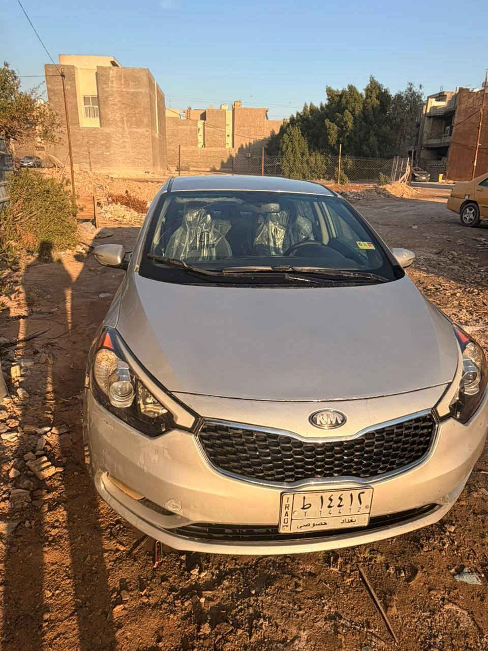 فورتي 2015امريكي مكينه 2000دوش تخم تاير صدر كير مكينه كفاله سياره جديده ومال جناي حادثها خشم الجاملغ وشويه من البنيد مبدلات وبيها كلير من امريكه بالصفاح بدون دواخل سياره اقل الحزام بس اني ابيع احزام سياره جاهزه ومابيها كل نقص السعر 98مكاني بغداد الدوره
***********
***********
