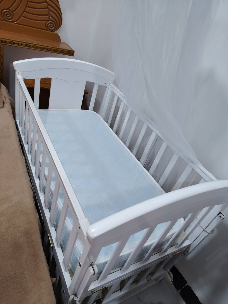 سرير اطفال لحد عمر 6 سنوات مع الدوشك والناموسية للامانه مامسعمل غير شكم مره السعر 150 وبي مجال


**إذا كنت صاحب هذا الإعلان وتريد حذفه لأي سبب، رجاءا أرسل رسالة إلى الدعم الفني**