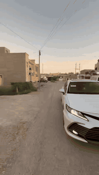 السلام عليكم قطعه ارض للبيع 300متر
وجهيا 10ونزال 30
ع شارع 20 تبليط
عنوان القطعه تكريت القادسيه
حي الجامعه 
السعر 140
لاستفسار ***********
