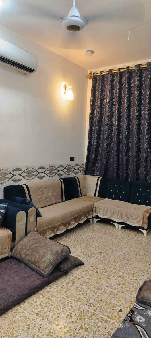 مشتمل طابقين للبيع المكان فلوجة حي نزال نافذ على شارع السد وشارع جامع عبدالعزيز المساحة ١٠٠م الوجه ٥م ونزال ٢٠ بناء طابوق حديث ضلع منفصل وسقف منفصل
مشتمل طابقين للبيع المكان فلوجة حي نزال نافذ على شارع السد وشارع جامع عبدالعزيز المساحة ١٠٠م الوجه ٥م ونزال ٢٠ بناء طابوق حديث ضلع منفصل وسقف منفصل

محتويات الدار
طابق الأول
طرمة وتواليت
وديوانية
وصالة
وحمام وغرفة نوم
الطابق الثاني
غرفتين نوم وصاله وصحيات
الطابق الثالث
بيتونة
السعر المطلوب بي ١٣٥مليون قابل للتفاوض للإستفسار الإتصال على الأرقام التالية

*********** واتساب
***********
