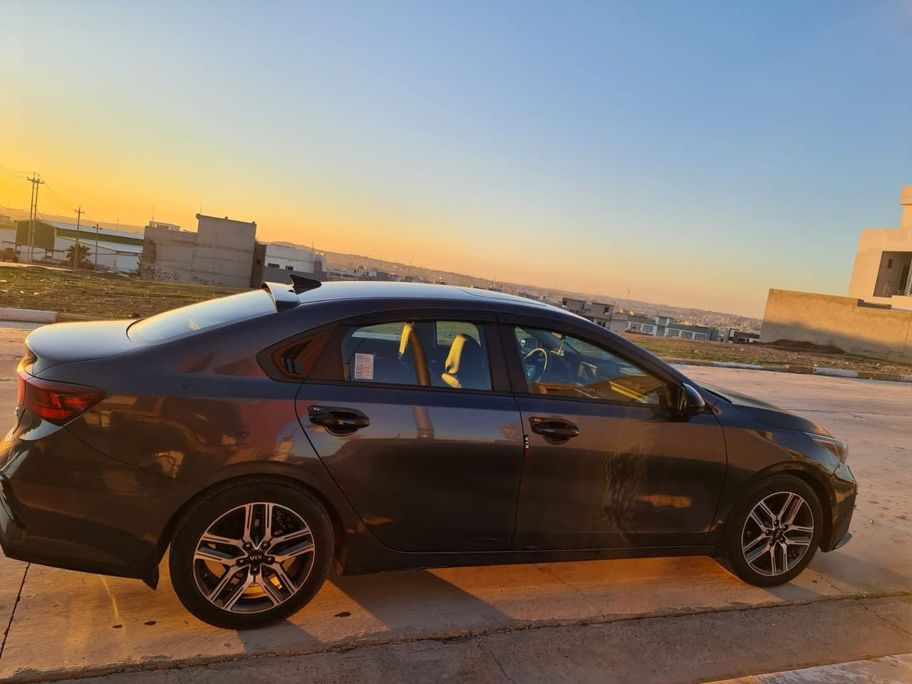 🚗 للبيع – Kia Forte موديل 2019 (أمريكي)
✔️ محرك 2.0 DOHC
✔️ ناقل حركة أوتوماتيك (AT)
✔️ كروز كنترول
✔️ نظام تحديد/المحافظة على المسار
✔️ فتحة سقف
✔️ اقتصادية بالبنزين وعملية جداً للاستخدام اليومي
🔧 الملاحظات:
ضرر دعامية وبونيد فقط.
السيارة نظيفة وجاهزة للفحص، ما تحتاج أي مصاريف.
💰 السعر: ( $13,700 )
📍 الموقع: ( موصل - حي التعليم )
📞 للتواصل: ( *********** / *********** )
مكلف بلنشر
