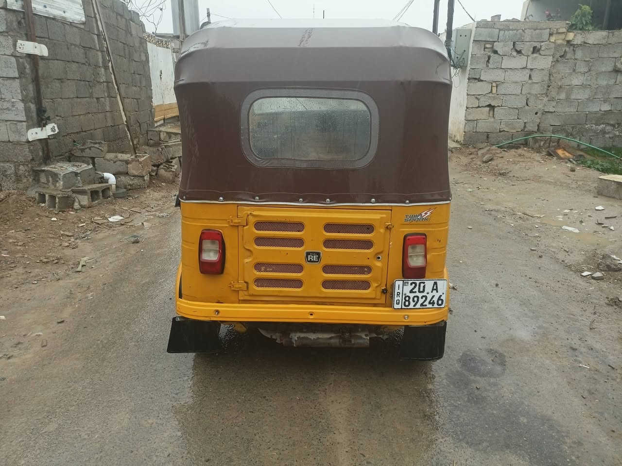 السلام عليكم شباب تكتك 2019شهر الثامن مرقم لوحه وسنويه نكليزي هزه جديده تحويل مباشر تكتك خير من الله بيه ضربه بصفحه فقط ومعمره تعمير حلوو مكينه اكسل مكفولات تخم تاير كهربيات عامه شغاله تكتك مال جناي الله شاهد وتجي وشوف مكاني ديالى بعقوبه السعر 5800 وبيه مجال الشراي ***********
