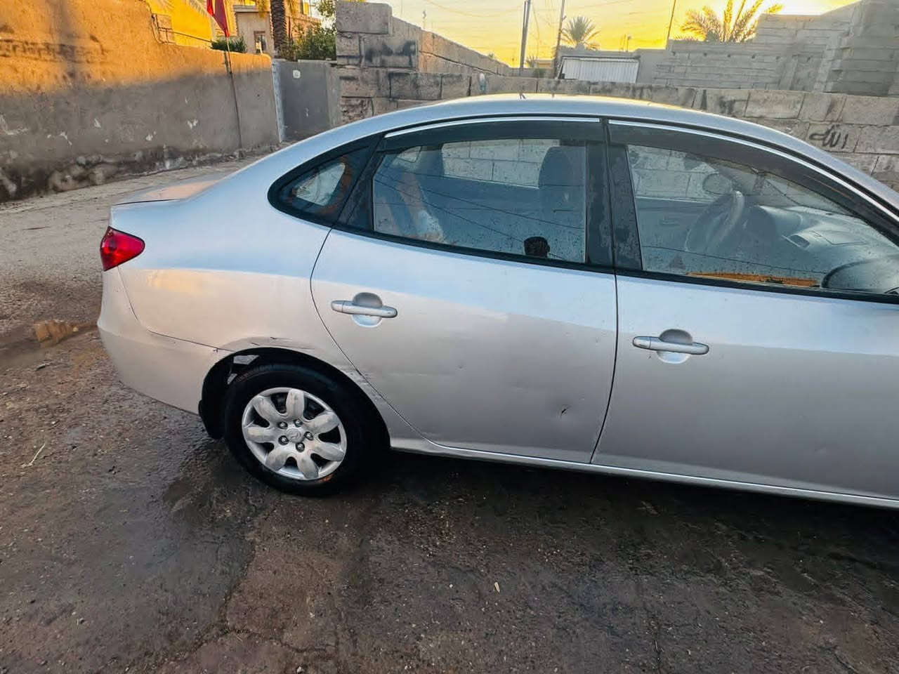 السلام عليكم للبيع النترا 10 خليجي بدون ضرر مكفوله السعر ١١٣ بيهة مجال السياره جاهزه ***********
