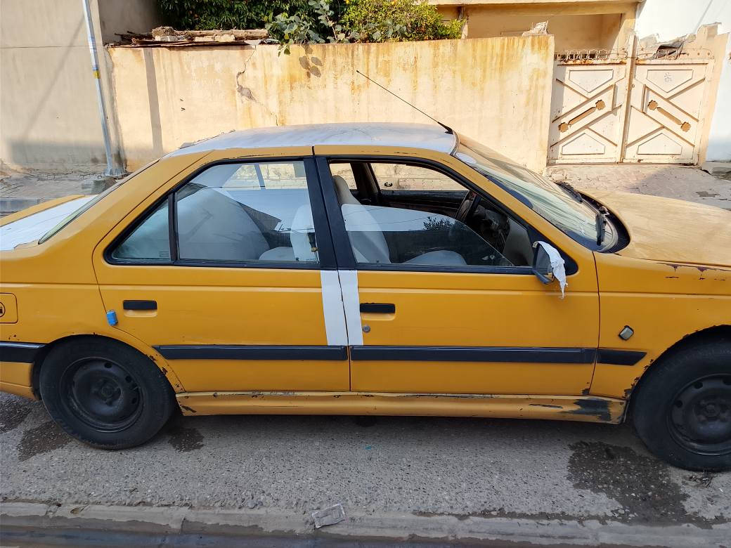 سياره بيجو 2013 تبريد شغال سياره كامله يحتاجلهه نقوصات سعرهه 25 ورقه *********** بيهه مجال شويه كركوك, العراق
