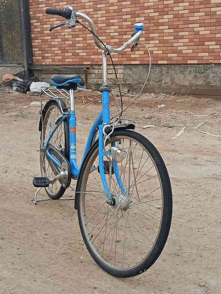 سلام عليكم ورحمة الله بايسكل بناتي بطة للبيع السعر 70وبي مجال للطيبين العنوان بغداد التاجيات شارع جاسم ماركت الاتصال على الرقم ***********
