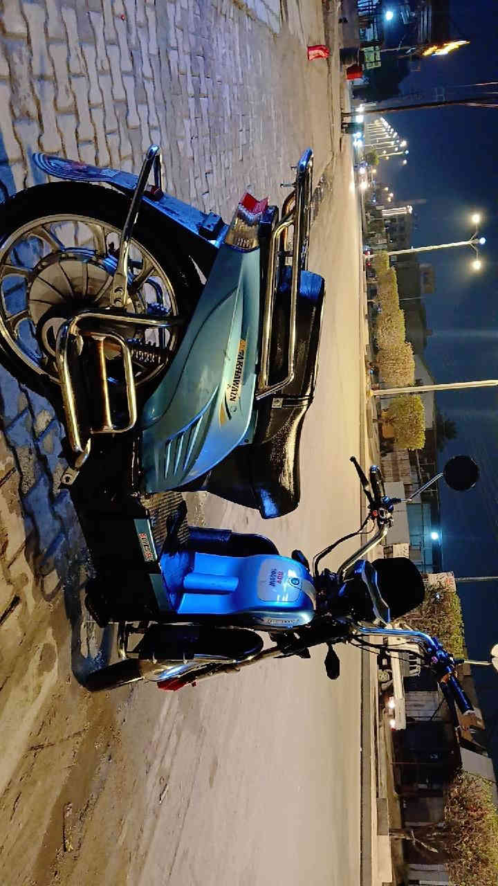 السلام عليكم
ماطور شحن للبيع نوع هارلي نظيف.. بطاريات نص عمر.
السعر ٣٠٠ وبي مجال.. المكان.. فلوجة حي الرسالة.
للإستفسار الإتصال على الرقم ***********
