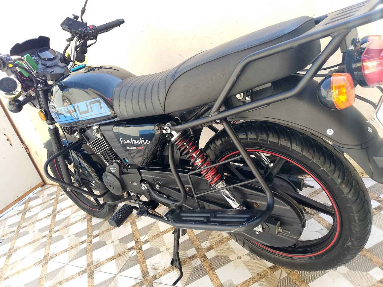 دايون موديل 2025 للبيع 
✅نزلتها بتاريخ ٢٠٢٥/١١/٣٠  الدراجة جديدة

✅ الدراجة مستعملة اقل من شهرين 

✅ مرقمة سليمانة شرط تحويل ثاني يوم 

✅ مكفولة كفالة عامة مكينتها 200cc

✅سعر الجديد معروف ابيعلك نازل من سعره 250

✅ *********** اتصل وادلل
