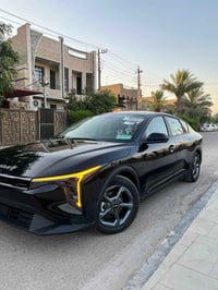 K4  لون اسود متغير ميتاليك  دخول جديد منفيست باسمي فحص مؤقت السيارة حا...