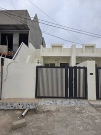 بيت للبيع • القادسية 16أب • ١٢٠م