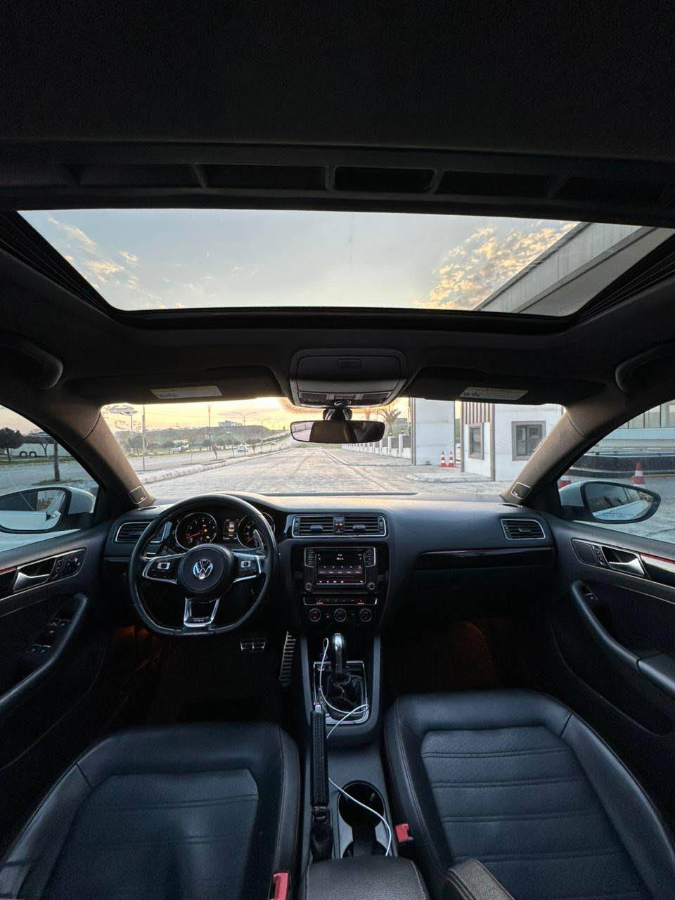 تلفون***********
فولكس واگن جيتا٢٠١٧ Gli
مواصفات GLI فول فول بصمه سلايت كوشن جلد كوشن كاره با كوشن هيته ر ده بل گير شاشه كاميره حساسات لايت زينون تحديد سرعه سوكان فوليوم ويل كروم ئاوينه كاره با فول فول 
٢بارجه صبوخ بئ ژورئ 
گير محرك تحويل وكاله غرامه ب شرت
سعر١٢٤ ورقه مجاليكي كم اكر, نينوى
