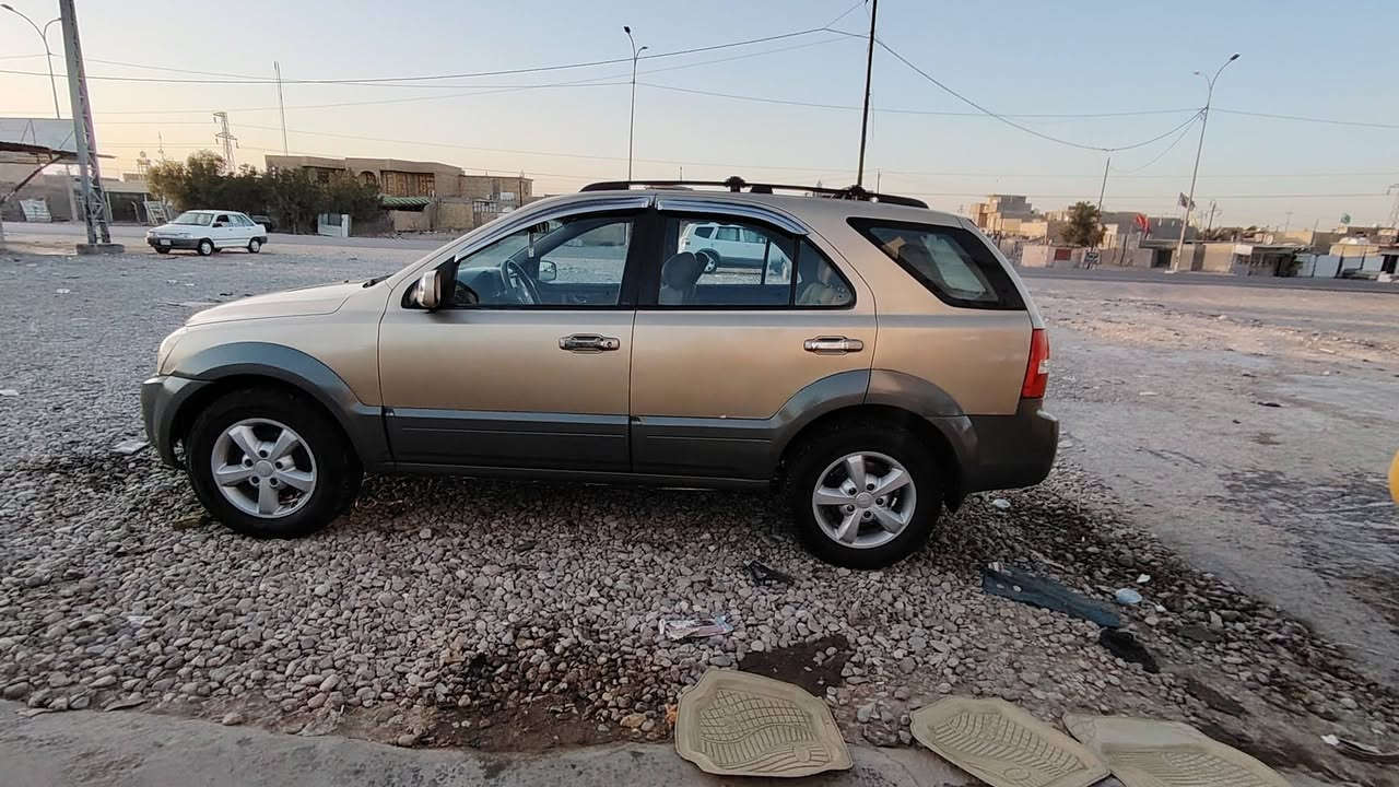 سلام عليكم سورنتو موديل 2007 خليجي سياره جاهره من كلشي مكينه او كير شرط ماكو كل ضربه صبغ عام الغرض جراد احله من الصوره تجي وتشوف وتدلل رقم ذي قار هاذه رقمية تصل *********** السعر 90وبيه مجال
