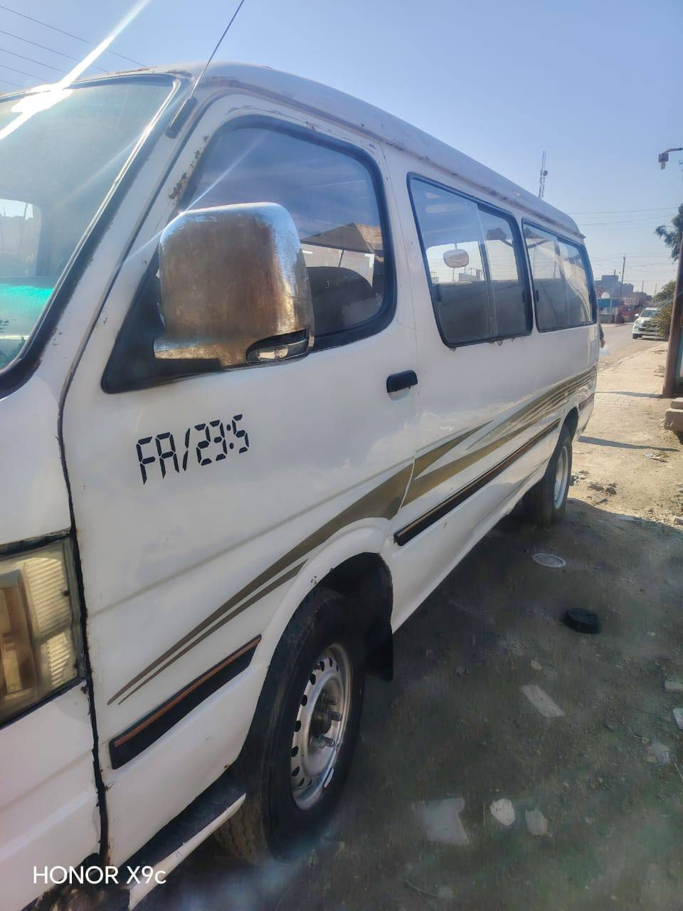 سلام عليكم سيارة فتون 2009سيارة كاملة كبل للشارع تايرات انضاف صدر جديد زيرو مكينة ونجي لا تنفيص ولا تبخير مكفولة دوشمة نضيف رقم انكليزي ديالى بسمي مكان بغداد ***********السعر 53او بي مجال
