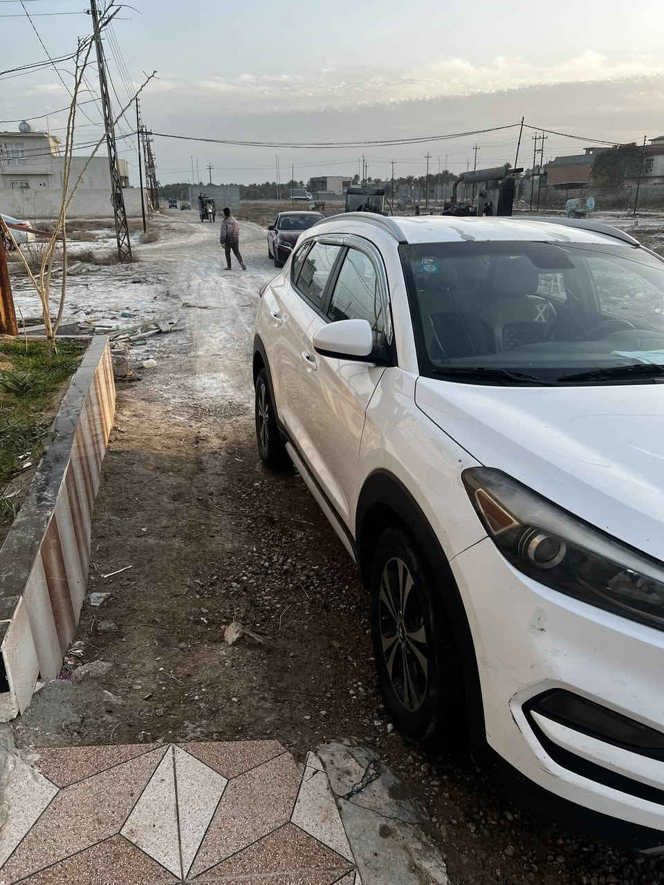 السلام عليكم ورحمه الله وبركاته للبيع توسان موديل 2017 أمريكي رقم نكليزي سنويه مجدده المكان ديالى بعقوبه تقاطع القدس الاستفسار ***********
