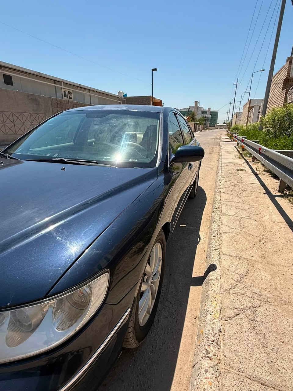للبيع هيونداي أزيرا Limited موديل 2007

🔹 وارد أمريكي (حادث سابق بالجاملغ الأيسر)
🔹 اللون: نيلي
🔹 محرك 3800 V6
🔹 گير أوتوماتيك 5 سرعات مع تعشيق يدوي (Shiftronic)

المواصفات:
• فئة Limited
• كشنات جلد كهربائية مع تدفئة للمقاعد الأمامية
• فتحة سقف كهربائية
• شاشة iPad
• كاميرا خلفية
• نظام صوت Infinity مع مضخم صوت (Subwoofer)
• مثبت سرعة
• تحكم بالستيرن
• تبريد قطعتين
• مرايا كهربائية
• نظام ABS
• جميع الكهربائيات مكفولة

ملاحظات:
• السيارة مصبوغة حزام.
• المحرك بيه خانة واكفة.
• تخم تايرات بحالة جيدة.

سعر خاص

📞 للاستفسار:
***********
***********
