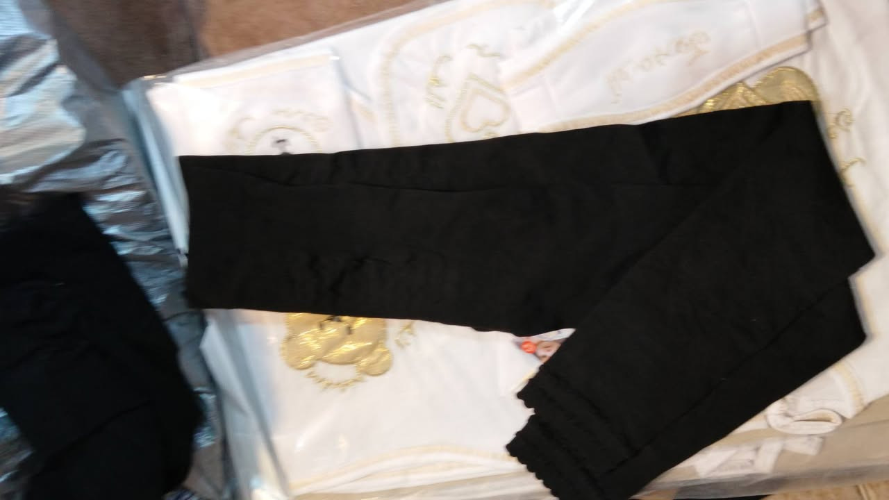 🌞 صيفهم أحلى ويانا! يعرض جوة سوق صدمة للتجار 
تشكيلة ستريج وكالون  أطفال صيفي بخامات قطنية مريحة بلون الاسود  والاحمر  تناسب حركة ولعب الصغار طول اليوم.
ستايلات أوروبية أنيقة وجودة عالية حتى يظل طفلك مرتاح وأنيق بكل طلعة 🌈 ستريج بناتي مطاط يلبس من 6الى 10 سنوات و مفاجأة  سعر فقط 1000  دينار اهلا وسهلا بكم


**إذا كنت صاحب هذا الإعلان وتريد حذفه لأي سبب، رجاءا أرسل رسالة إلى الدعم الفني**