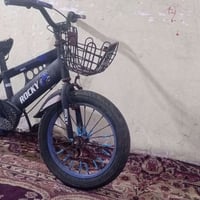 بايسكل ١٦ • سفان • دور الشرطة