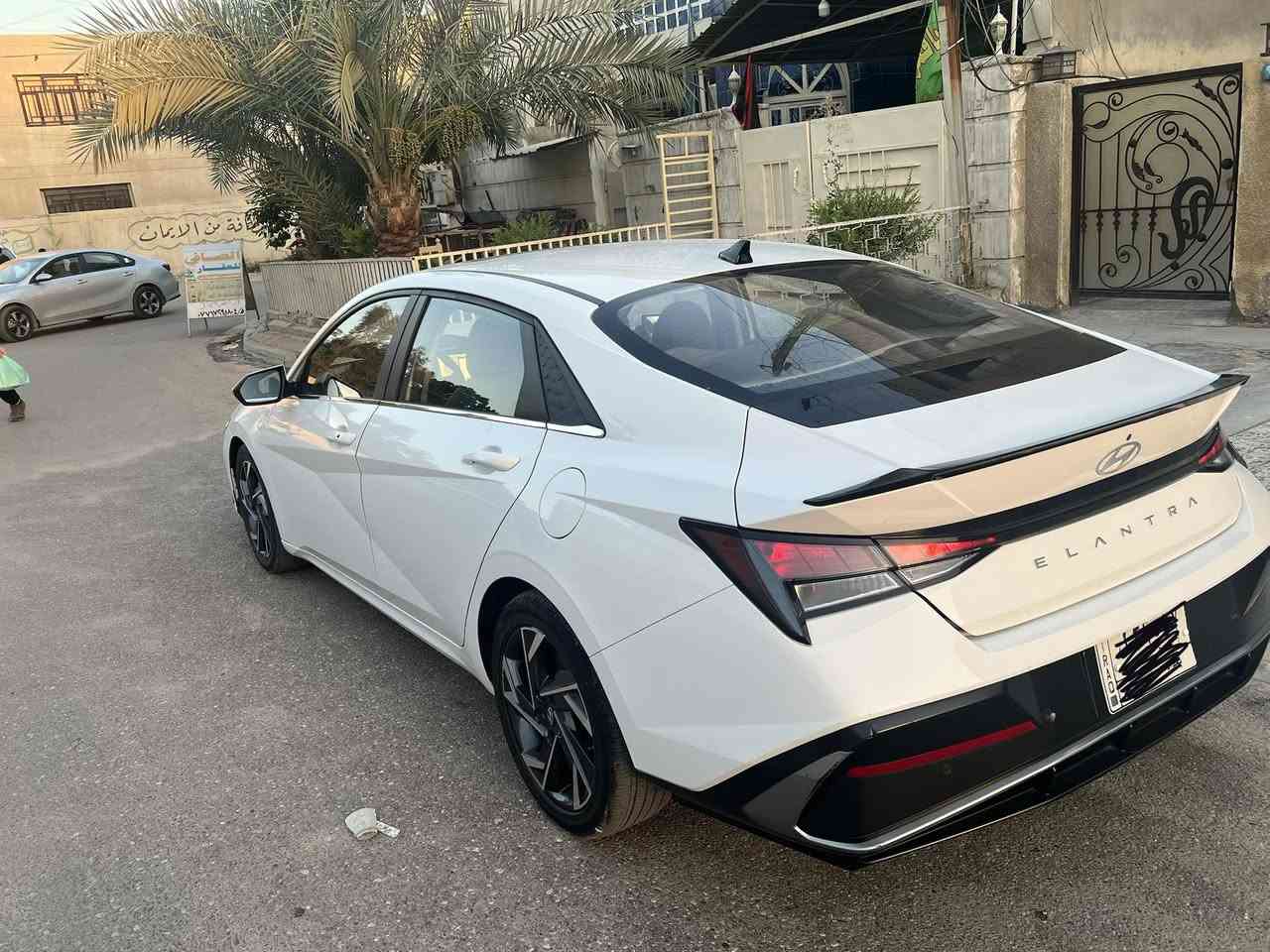 السلام عليكم
النترا تجميع صيني 23 ماشيه 55 الف
المواصفات معروفه
بيها حادث دعاميه وبنيد
مبدل اسود ومصبوغ
ومبدل راديتر
ولايت كذالك الاصليات موجودات عندي وشغالات
بيه بارد من جهه السايق كد اصبغ موجود بالصور
مامفتوح بيها اي شي غير الي ذكرتها
رايدها ب125 ورقه
رقم الواتس ***********
