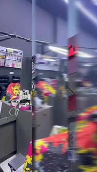 صالون حلاقة • كربلاء شارع ميثم التمار • بيع مستعجل