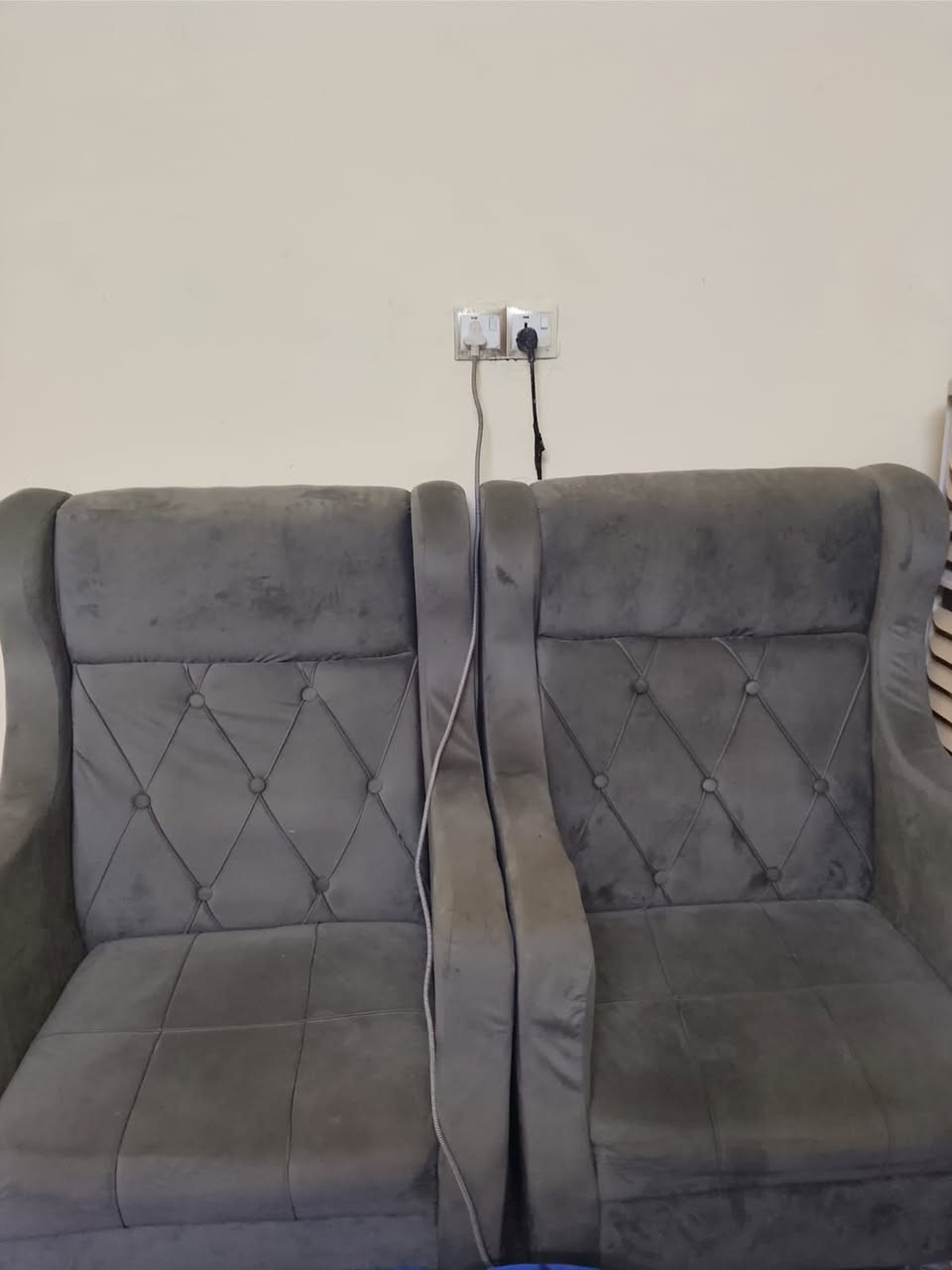 تخام للبيع جديد كل شي ما بيه السعر 225الكاونتر نضيف 100وبيهن مجال


**إذا كنت صاحب هذا الإعلان وتريد حذفه لأي سبب، رجاءا أرسل رسالة إلى الدعم الفني**