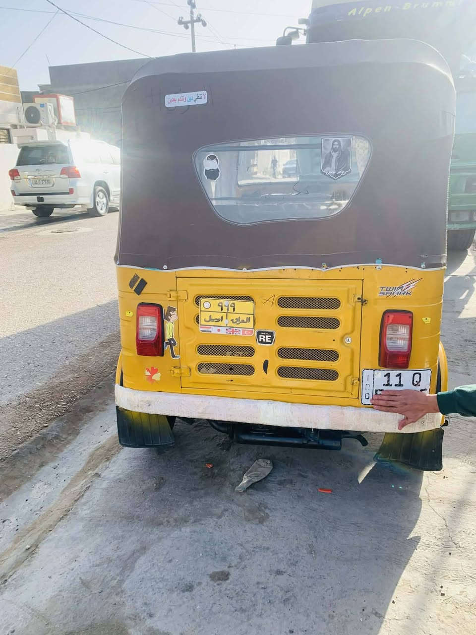 السلام عليكم تكتك 19مضلع مرقم سنويه ولوحات نكليزي التكتك خير من الله التكتك بلاديه عده الغد الأيمن بي معجون المكينه  خير من الله لا تنقيص والا تبخير الكهربائيات كله شغاله التكتك ماناقصها ايي شي 
ديالى خان بني سعد 
***********
السعر 5و800وبيها مجال قيل 
خوان شرط التحويل
