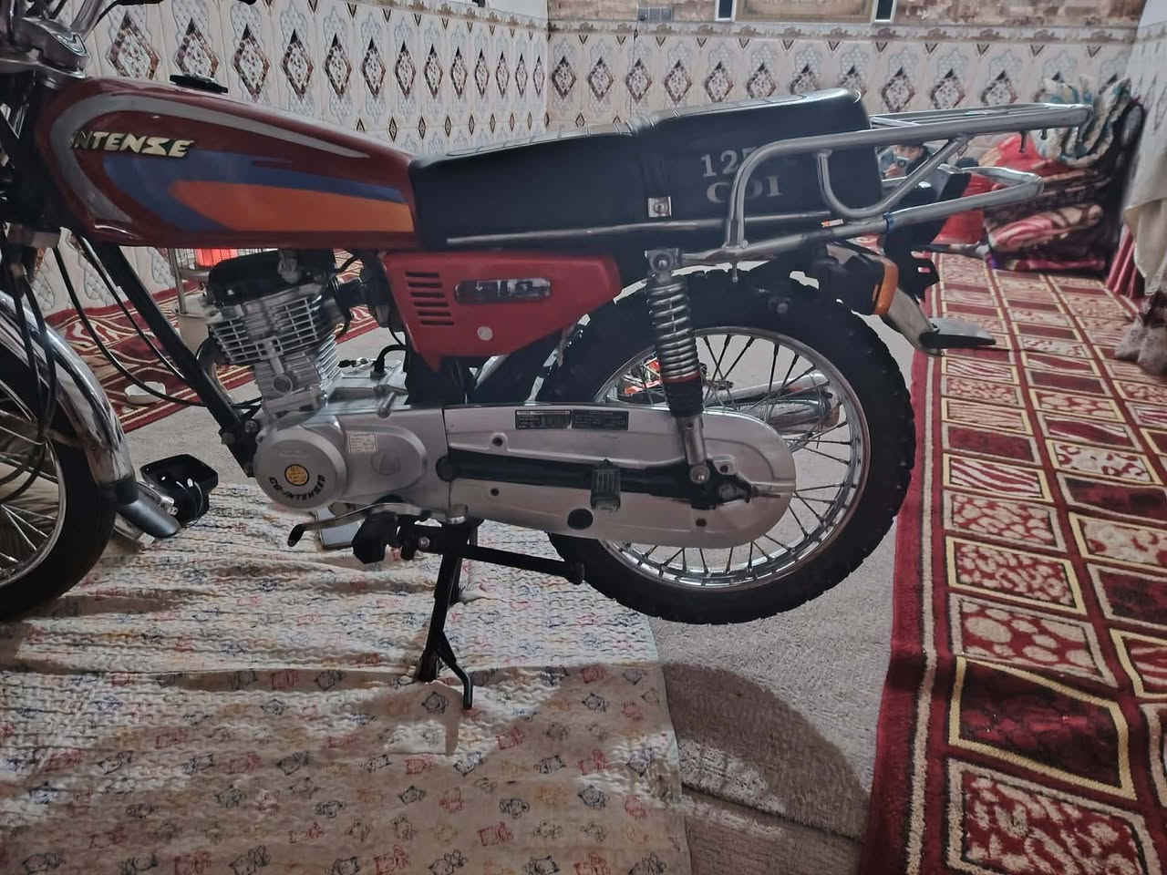 السلام عليكم دراجه للبيع اربعه كير مديل 2024 اوراق سكنر سعر 650 وبيه مجال دراجه نضيفه وكامله كل نقص ماكو مكاني كربلاء قرب جامعه فريحه ممتواجد ع الفيس
لاتصال ***********
