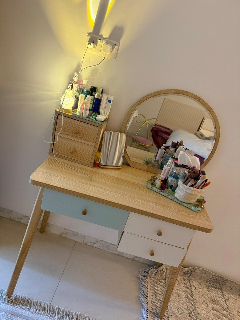 غرفة تركية شبابية سريرين نفر ونص غرفة ماخذتها من مزاج سنتر ونظافة فووول تجنن بالحقيقة احلى من الصور تركي اصلي   ماخذتها ب10 اوراق

مكاني بغداد الدورة شارع 60

 للاستفسار للاتصال على الرقم ***********
