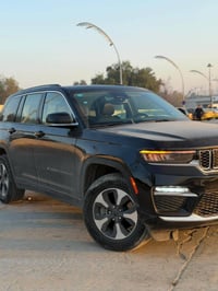 🚗 جيب كراند شيروكي بلگن 2024 🖤 اللون: أسود ملكي 📍 رقم بغداد  ✨ فول موا...