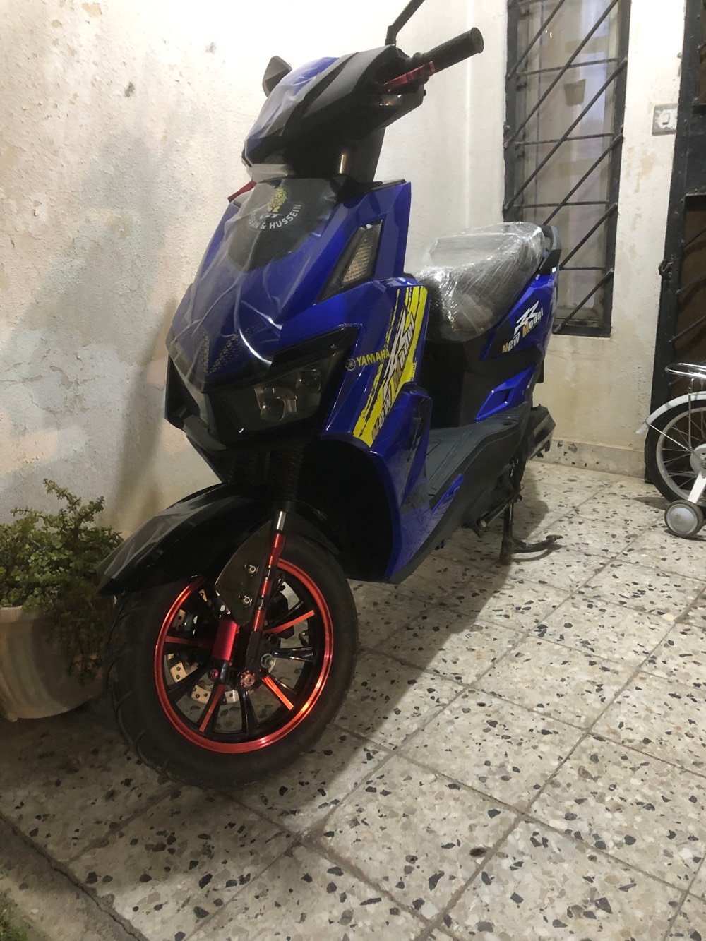 السلام عليكم ماتركس للبيع استعمال قليل شرط النظافه شوفت عينك مابيها اي نقص خبر من الله 6بطاريات كبار ملف 1800 دراجه نظيفه كلش سعرها 500وبيها مجال مكاني بغداد قرب وزاره الخارجيه للاستفسار ***********وتساب محمول للشراي فقط