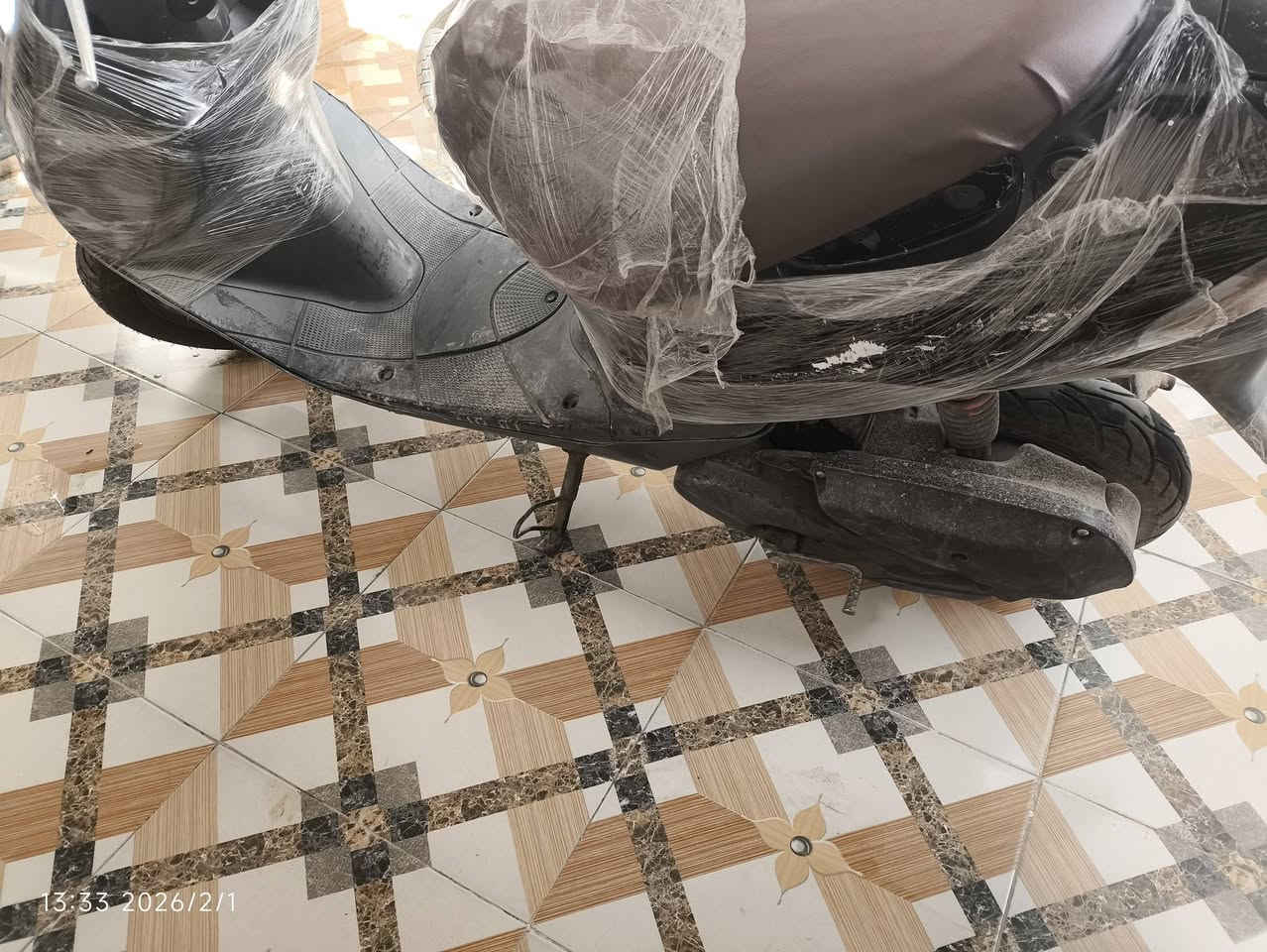 السلام عليكم دراجه ساسوكي مجفته وبيه اوراق السعر ١٨٠ وبيه مجال المكان عماره *********** واتساب
