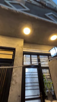 🔱 بيت للبيع في الكرادة 🐋  📍 الموقع: قرب مستشفى عبد المجيد  📏 المساحة: ...