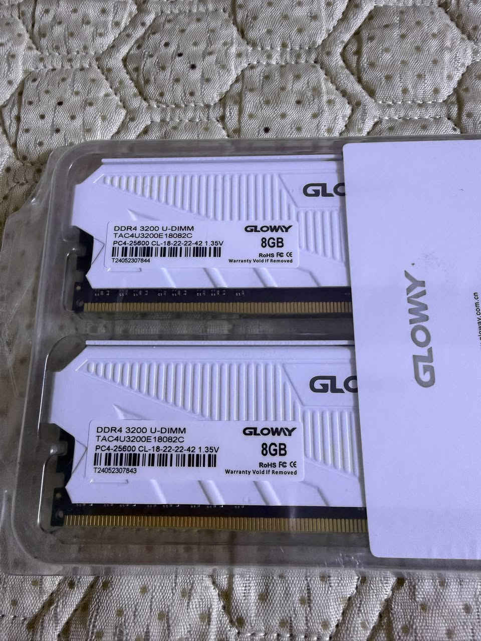 Asgard 32GB/DDR4/3200
سعرهن 225 الف مسلفنات
CLOWY 16GB/DDR4/3200
سعرهن 125 الف


**إذا كنت صاحب هذا الإعلان وتريد حذفه لأي سبب، رجاءا أرسل رسالة إلى الدعم الفني**