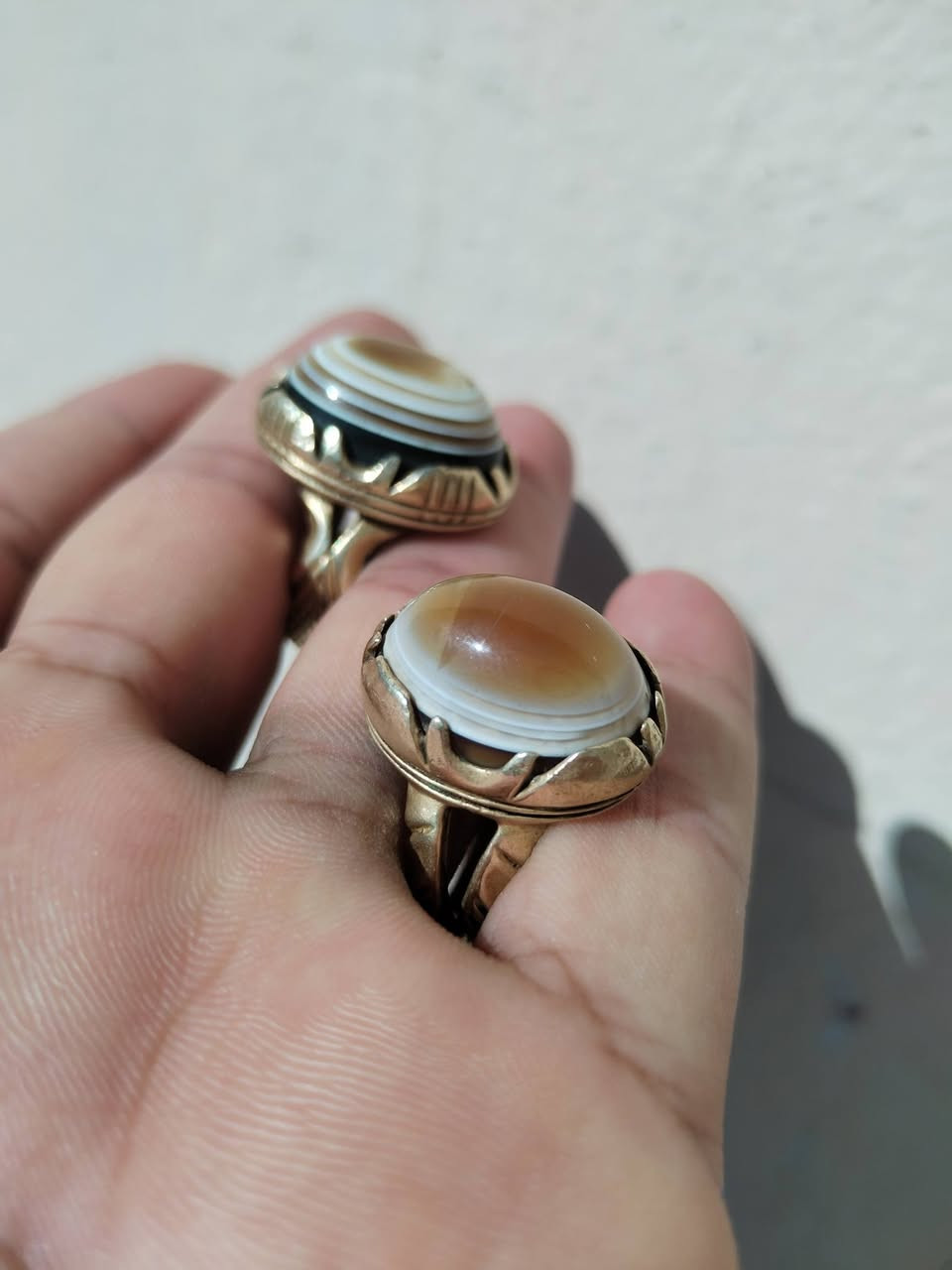 خاتمين جزع يماني أصيل
عيون عسليه 
.   ٣٥ مع التوصيل


**إذا كنت صاحب هذا الإعلان وتريد حذفه لأي سبب، رجاءا أرسل رسالة إلى الدعم الفني**